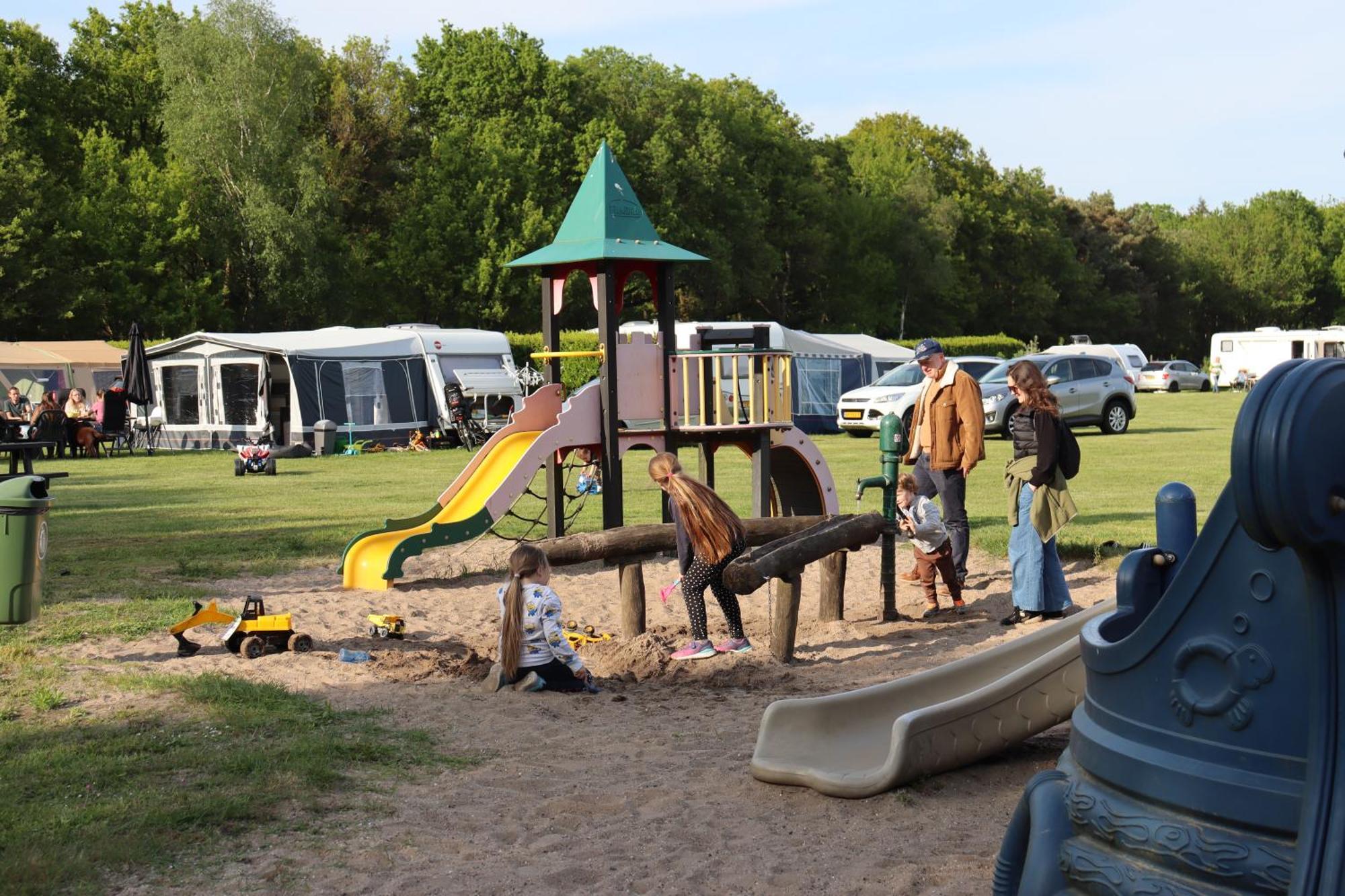 Holiday Park Duinhoeve Udenhout Exterior foto